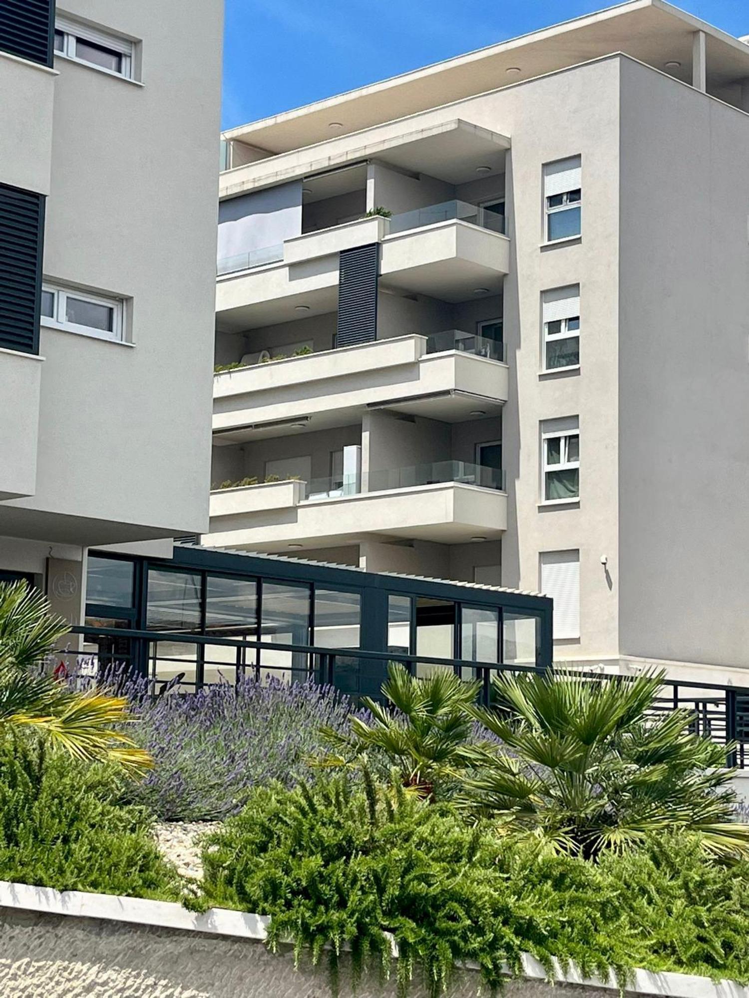 Luxury Apartment Rinos - Free Garage Parking Split Ngoại thất bức ảnh